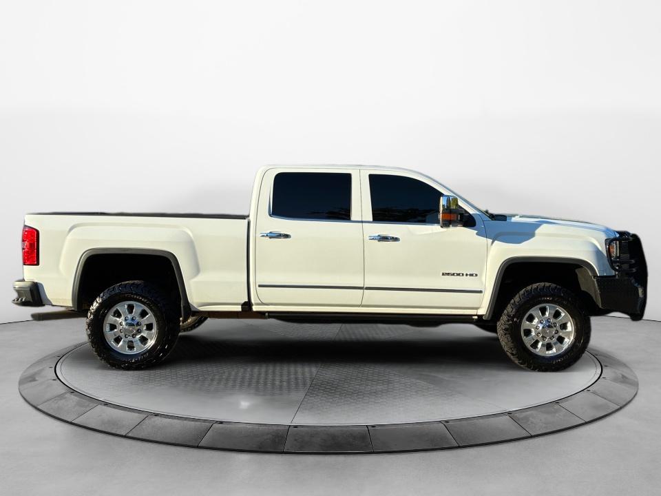 2015 GMC Sierra 2500HD SLT