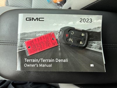 2023 GMC Terrain SLE