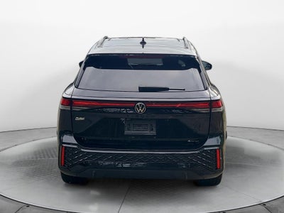 2026 Volkswagen Tiguan SE R-Line Black