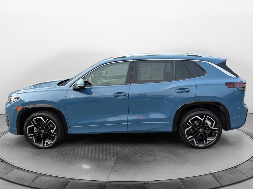 2025 Volkswagen Tiguan SEL R-Line