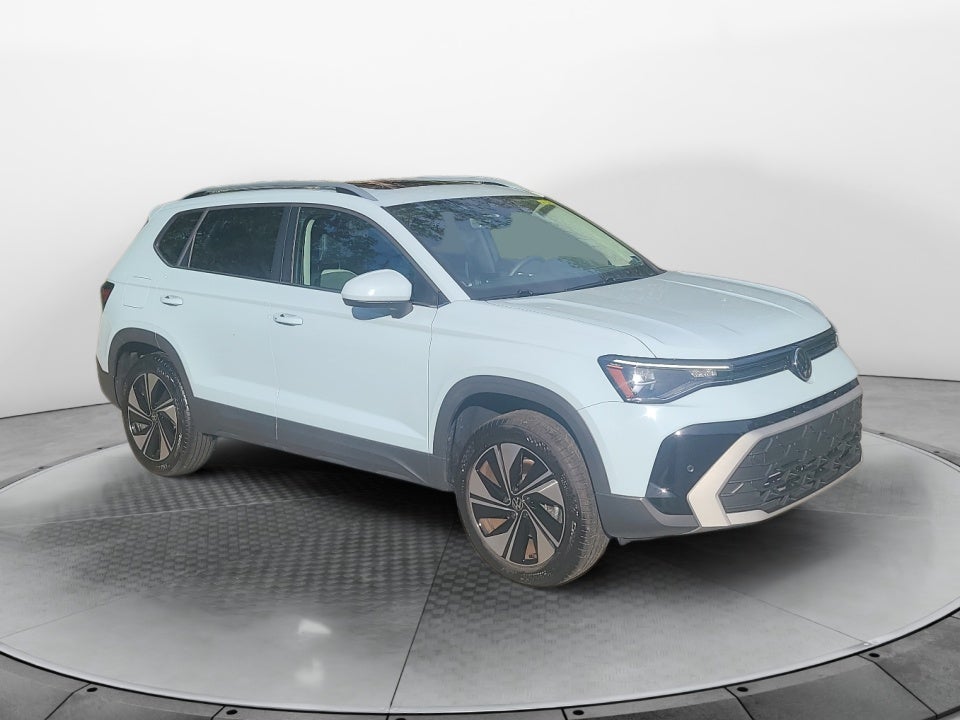 2025 Volkswagen Taos SE
