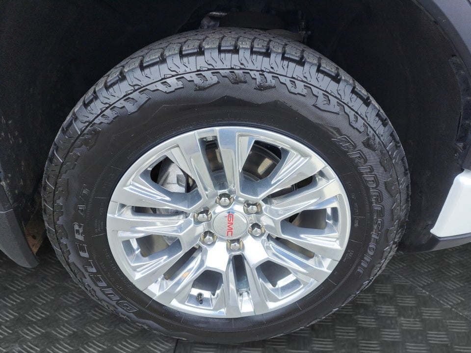 2024 GMC Sierra 1500 4WD Crew Cab Short Box Denali